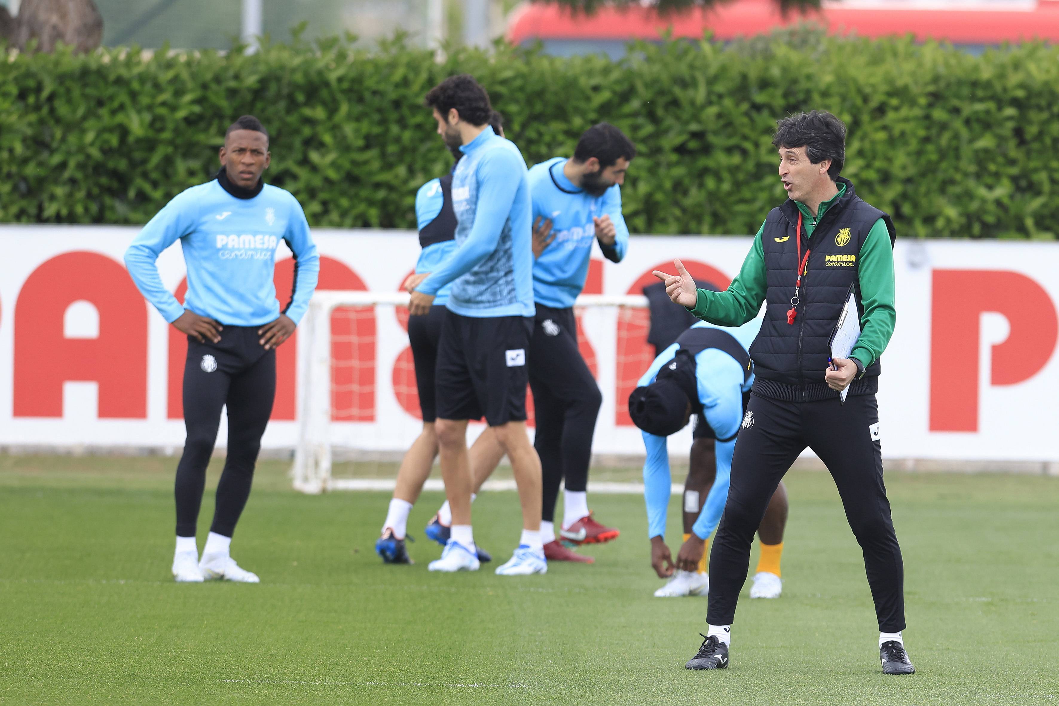 包含赛地聚焦——意大利杯窗口期热度飙升，比利亚雷亚尔止住颓势，话题不断，更衣室氛围转暖的词条九游游戏平台